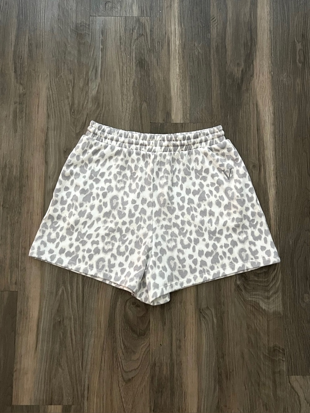 Victoria’s Secret Leopard print Lounge shorts | Small